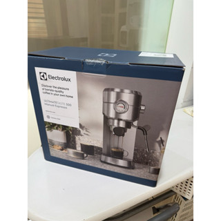 Electrolux 伊萊克斯 1公升極致美味500 半自動義式咖啡機-E5EC1-31ST