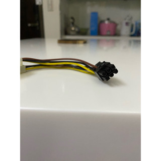 大4pin電源供應器轉顯示卡小6pin傳輸線