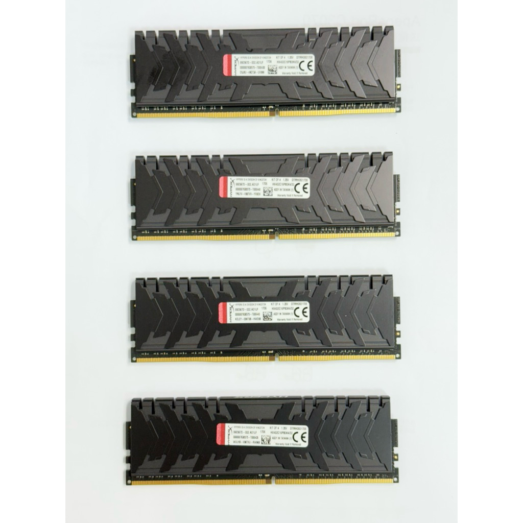 二手少用HyperX Predator DDR4 3200 32G(8G*4)電競超頻記憶體
