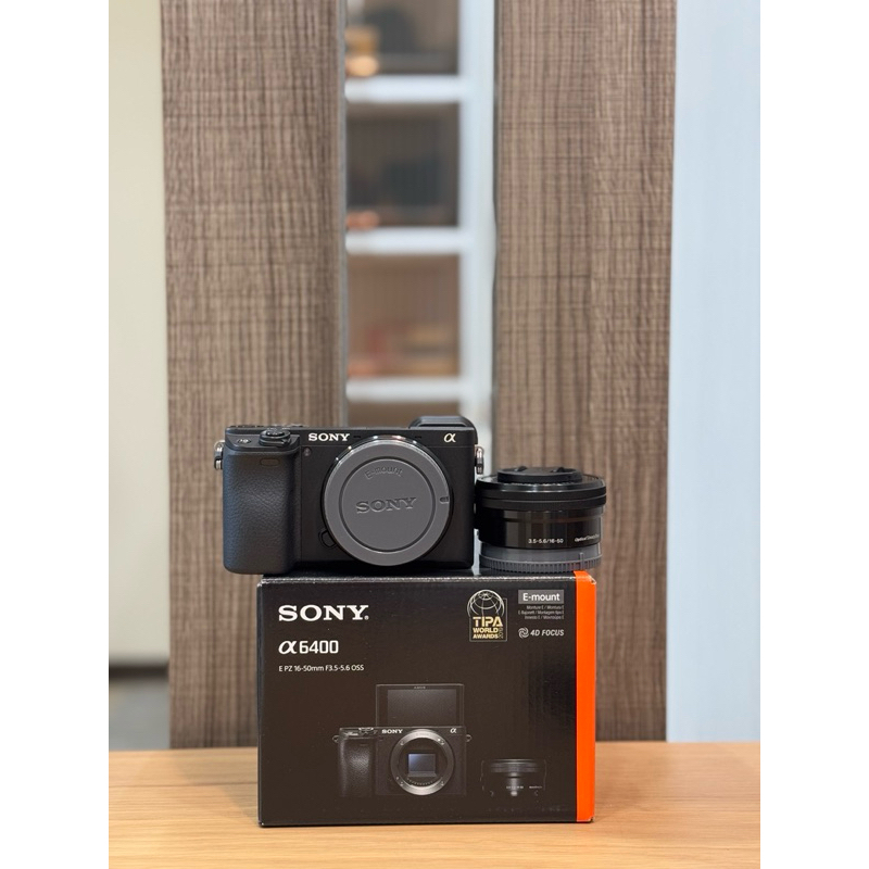 9成新Sony A6400+16-50kit  公司貨保固內（初芯二手）