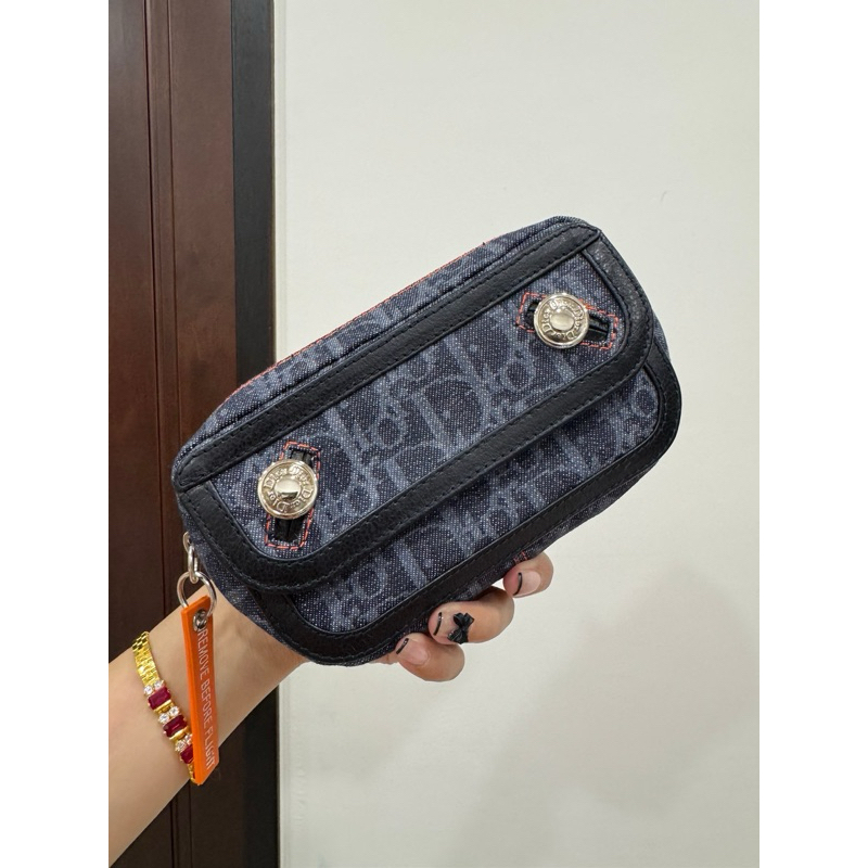 Dior 迪奧 字母LOGO 緹花布 牛仔 丹寧 帆布 手拿包 化妝包 零錢包 收納包 斜背包 肩背包 腰包 胸口包