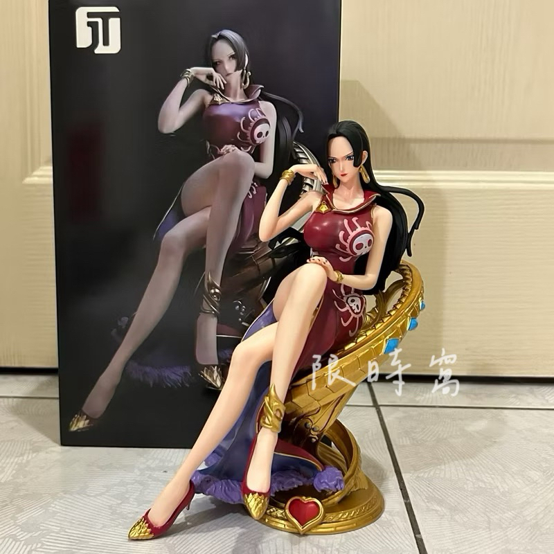 【限時窩】 現貨 航海王 海賊王 下七武海女帝 沙發女帝 女帝 蛇姬 漢考克 GK 擺件 雕像哥 生日禮物 公仔 新年
