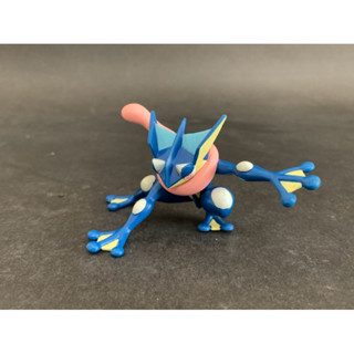 TOMY 寶可夢 SP系列 甲賀忍蛙 吊卡 可動公仔 非 小智忍蛙 呱呱泡蛙 呱頭蛙 羈絆進化 組裝模型 掌動 盒玩