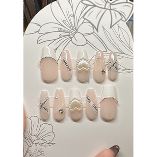 Yan.nailbox 白色法式bling bling穿戴甲