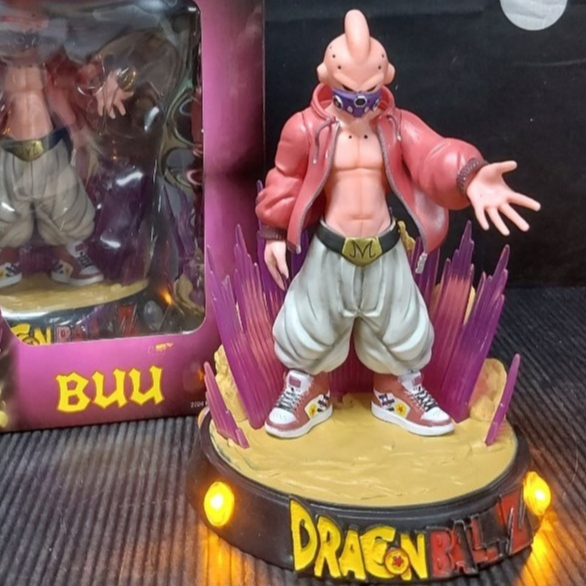 【七龍珠】 比五潮流魔人普烏 特效版 底座可發光 瘦普烏 小普烏 潮流魔人布歐 比五 伸手 龍珠 潮流普烏 翻模模型