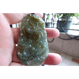 {繽紛}龍牌~天然緬甸《A貨》淺綠帶咖啡色紅~龍牌~大筆進財~附證書~1