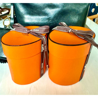 私人出清 真品 HERMES 愛馬仕 橢圓 禮盒 禮物盒 絲巾盒