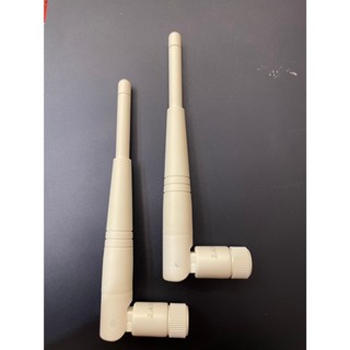 （二手）無線網路天線，支援2.4G/5G HZ WIFI 增益3DB天線 SMA介面，長度約11~12cm，可折90度
