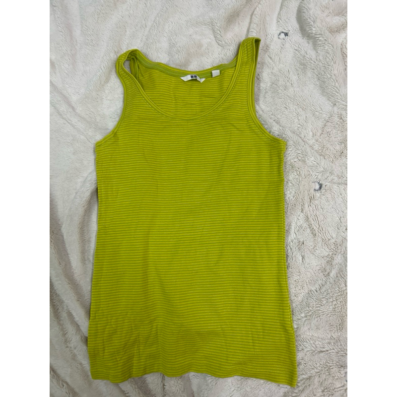 二手Uniqlo優衣庫綠色細條紋背心上衣