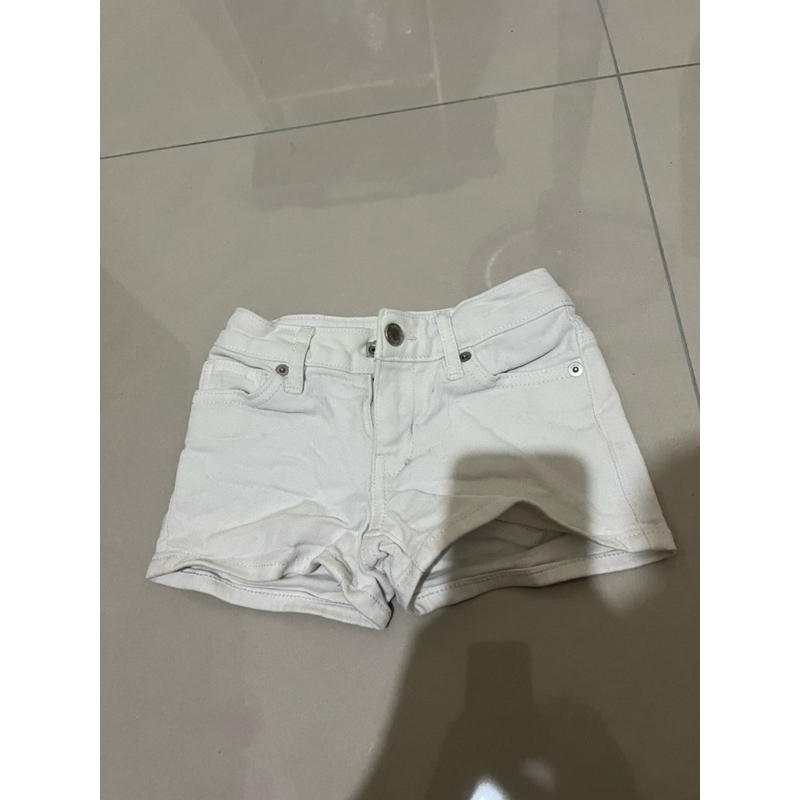 UNIQLO短褲，白色短褲，牛仔短褲，9成新，夏天短褲，休閒短褲
