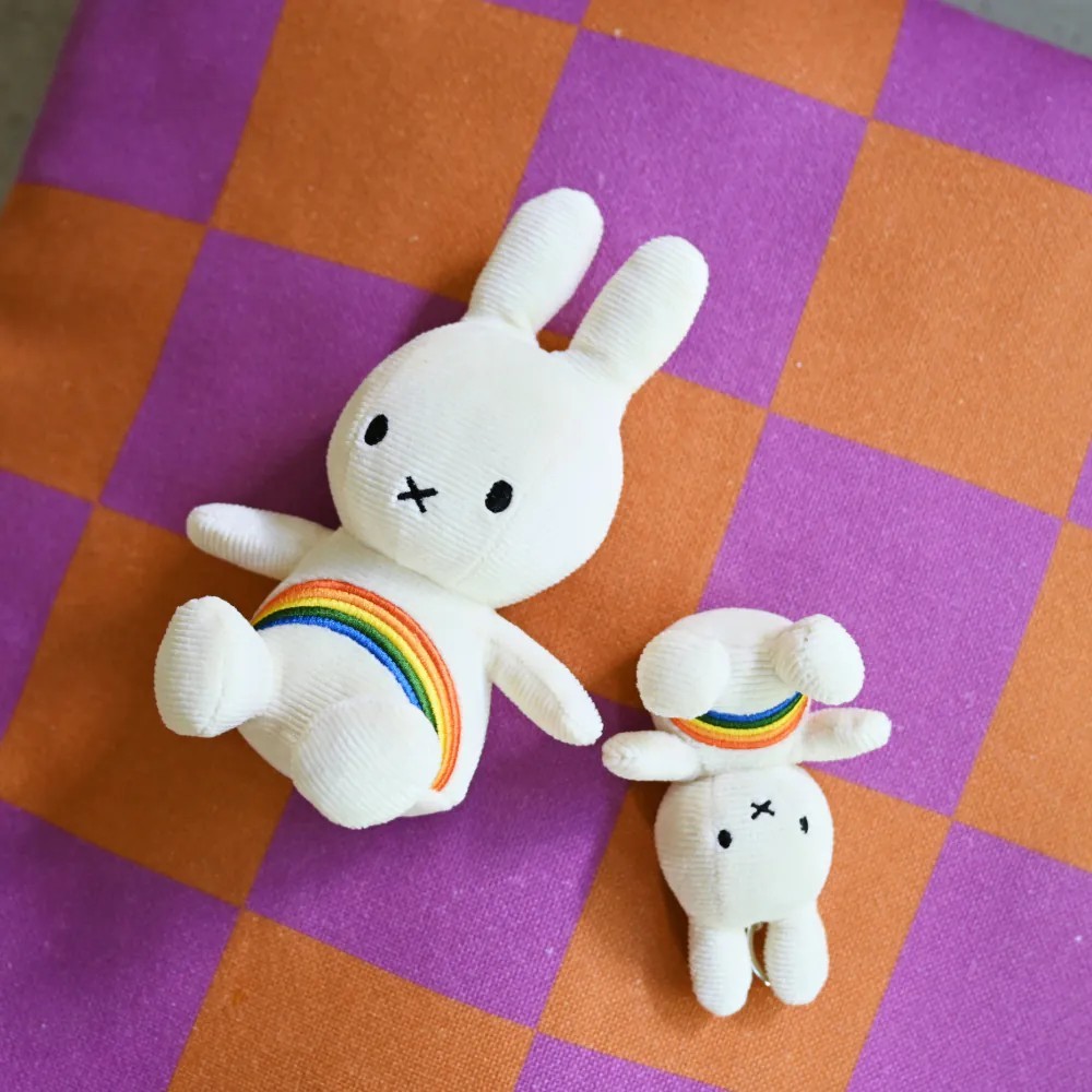 【荷蘭BON TON TOYS】Miffy米菲兔彩虹(玩偶/鑰匙圈) 象牙白-共2款《泡泡生活》鑰匙圈 吊飾 玩偶