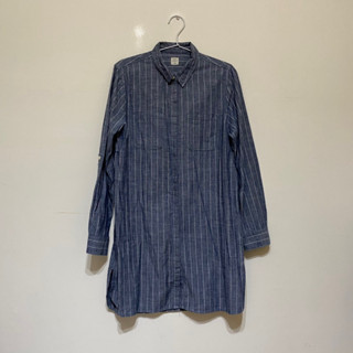 GIORDANO 灰藍色條紋襯衫 L 襯衫 灰藍色 條紋 休閒 長版襯衫 長袖襯衫 薄外套 長袖上衣 外套 女裝 衣服