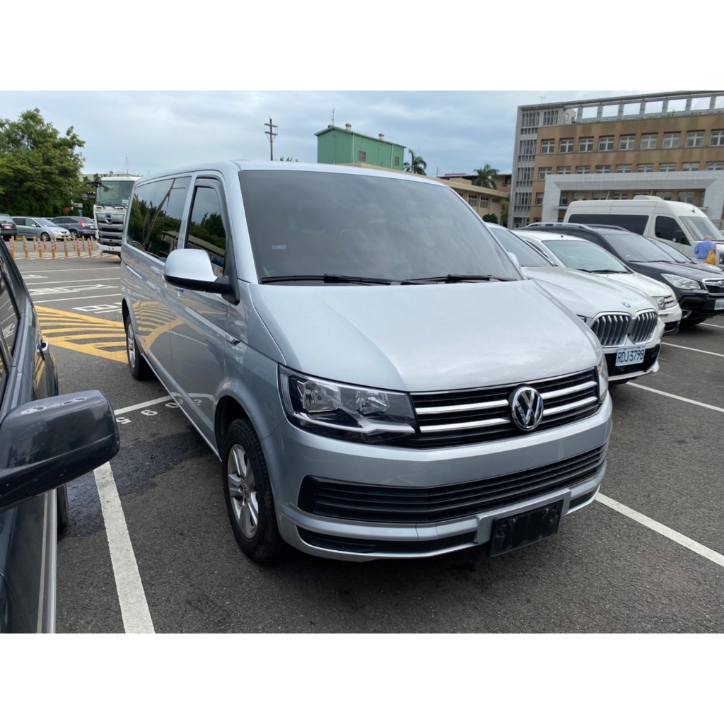 中古車 2019 福斯 T6 長軸 柴油 休旅車 旅行車 商務 商用車 九人座 二手 自用車