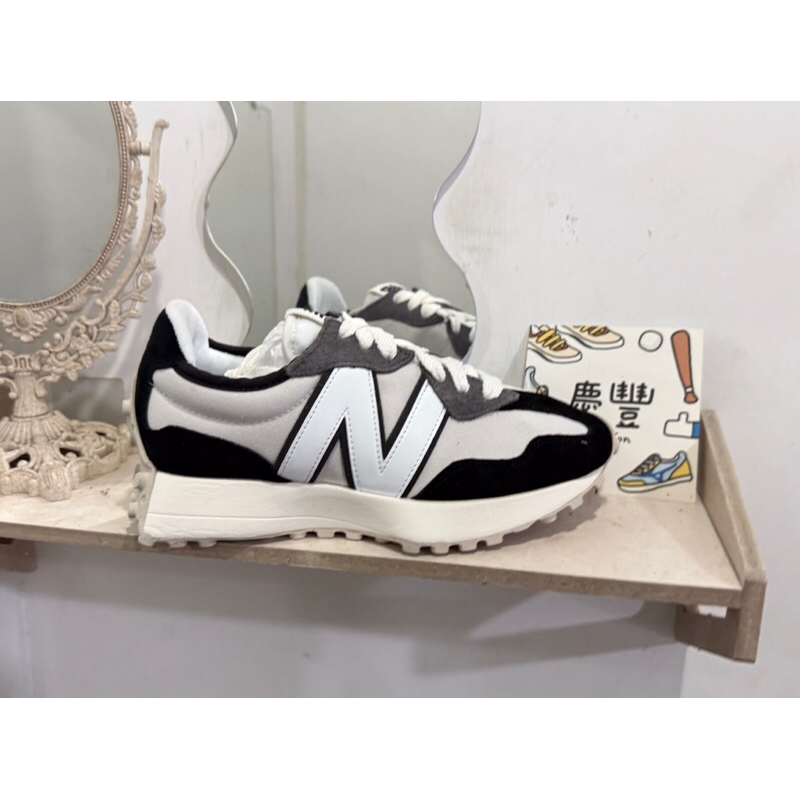 大灌體育👟NEW BALANCE 休閒鞋 327 男鞋 女鞋 黑 灰質 麂皮 復古U327GPD-D