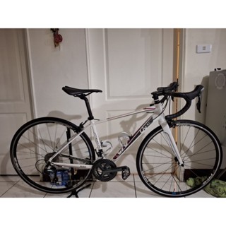 捷安特Liv avail sl2碳纖維前叉公路車，xs號20速全套Tiagra變速，新北市。