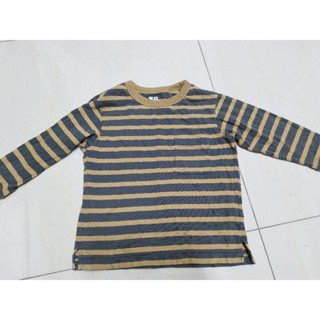 二手uniqlo男童長袖上衣110cm