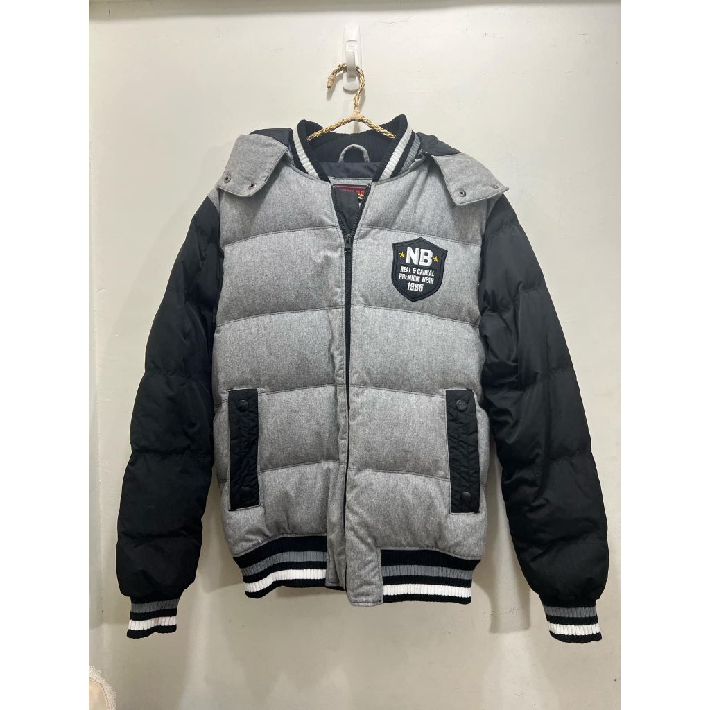 (男生) 全新專櫃NEW BOY品牌(L號)~厚鋪棉~保暖外套~帽可拆