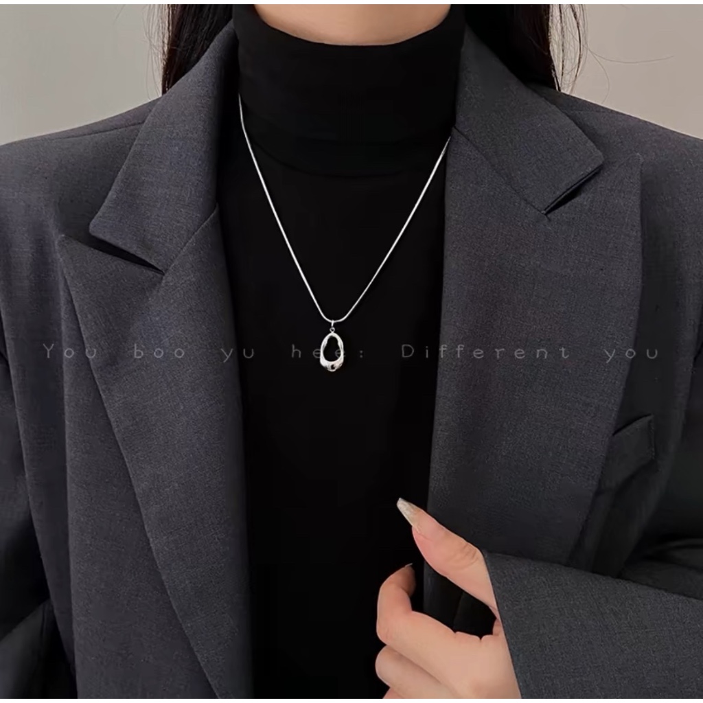 ✨mendy 💕台灣現貨 當日寄出💕ins 冷淡風 個性簡約 百搭鏤空水滴設計項鍊 鎖骨鍊