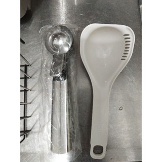 廚房用品(冰淇淋挖勺//烤盤取出夾有新品有2手)飛利浦撈湯勺/煎蛋/鬆餅模型/餅乾壓模/不鏽鋼蛋糕刀