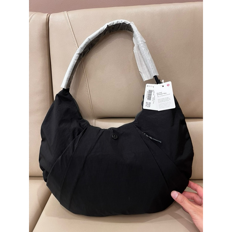 全新正品 Lululemon Pleated Shoulder Bag 10L
