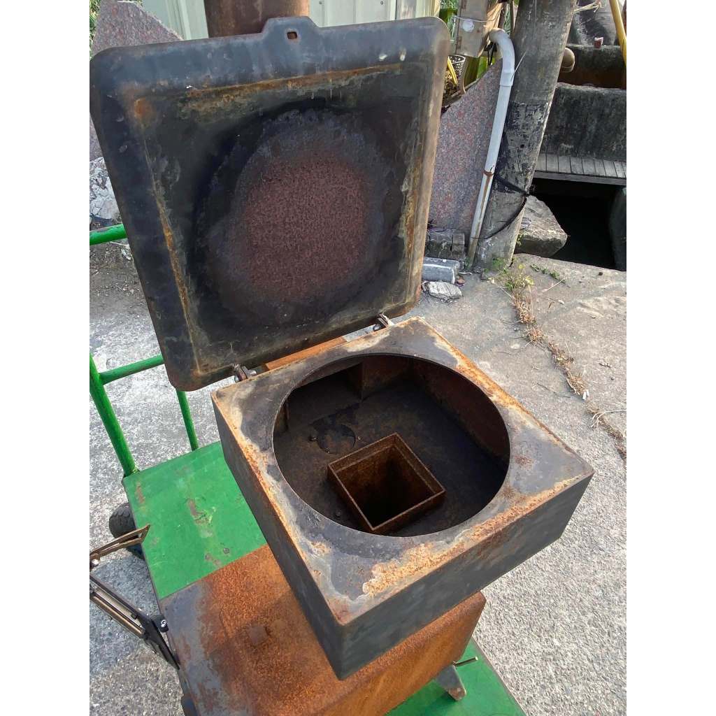 冬天 烤爐 烤箱 專業 非窯烤爐 真火壁爐 燃木 柴火 取暖爐 取暖 室內農村 功能正常 二手商品