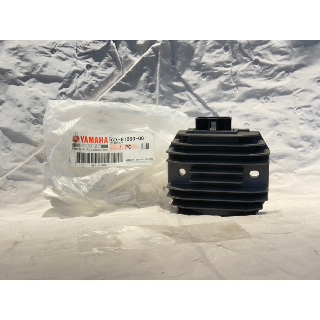 GT 5VX-81960-00 YAMAHA TMAX T-MAX FZ6 整流器 原廠零件
