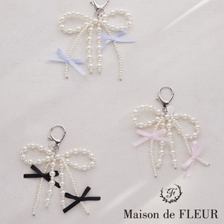 Maison de FLEUR 甜美緞帶蝴蝶結串珠造型吊飾(08000510800)