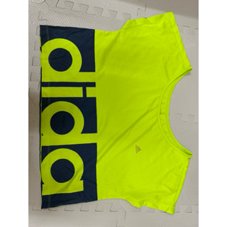 女裝運動XL上衣 adidas 長度：48com 闊度：50cm