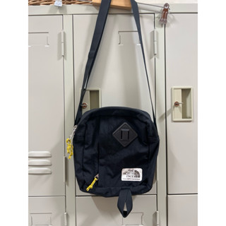 The North Face 黑色 側揹包 BERKELEY NF0A52VT 休閒包 北臉