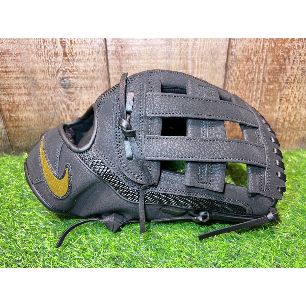 棒球魂-NIKE棒球手套12.5吋訂價3480元