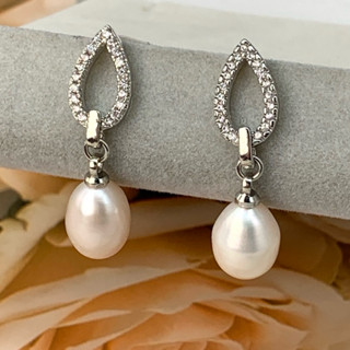 🎀小小飾品🎀 天然日本淡水無核珍珠耳環雪山白珍珠S925銀墜式耳環（無瑕珠光白皙細膩極亮）