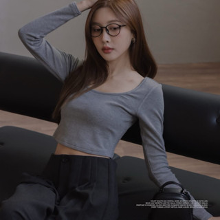 LOVFEE/全新—2420257大U領磨毛長袖上衣：灰M$250