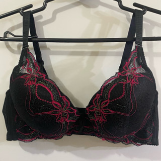 波曼妮亞黑色內衣85C