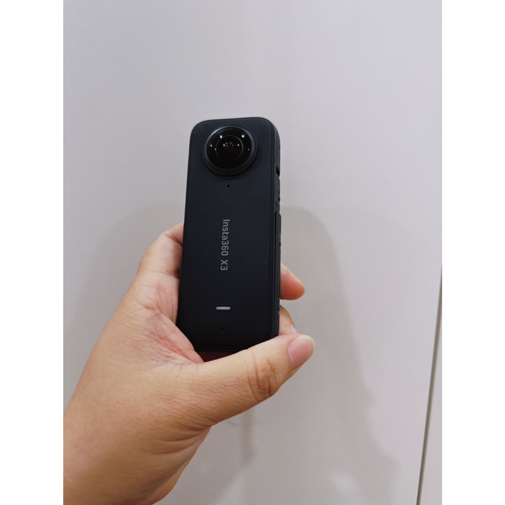 【二手】INSTA360 X3 全景相機(附配件)