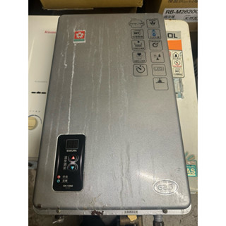 天然用櫻花牌1251數位恆溫強制排氣熱水器(目前天然用)會有部份生鏽中古2手機