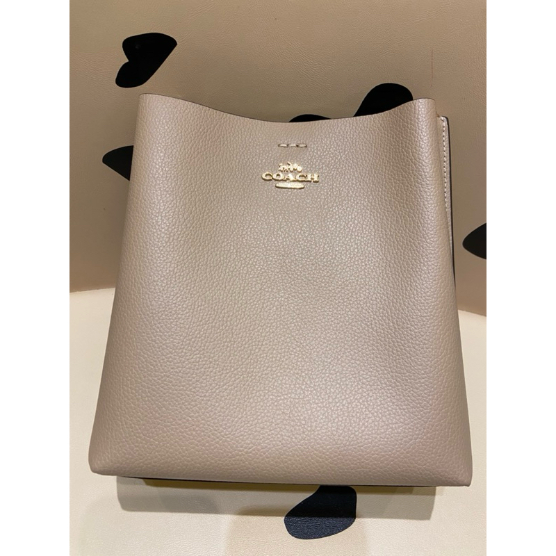 全新 COACH 奶茶色水桶包