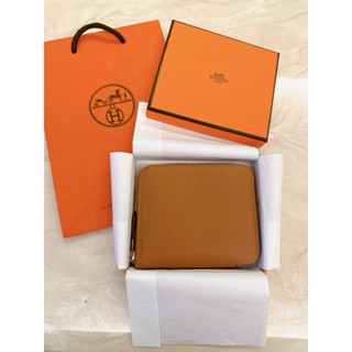 《現貨》🇫🇷法國 全新 品牌 Hermes 愛馬仕 金棕色 絲巾短夾