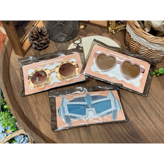 現貨 日本 3coins 兒童 造型墨鏡 太陽眼鏡 夏日單品 配件 附收納袋 機器人 小花 愛心