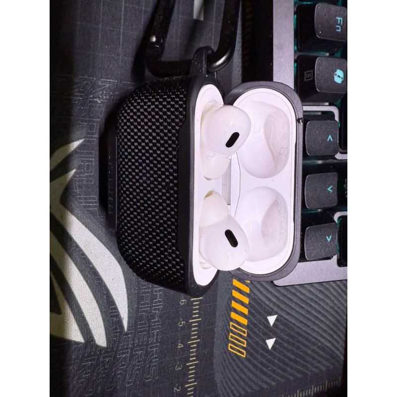 今日特價3000 Airpods pro2(lightning版）