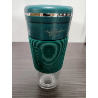 【公司贈品】臺灣現貨 可碎冰 隨行果汁機 橄欖綠 輕便型榨汁機 隨身果汁杯 迷你電動榨汁杯 USB充電 家用小型榨汁機