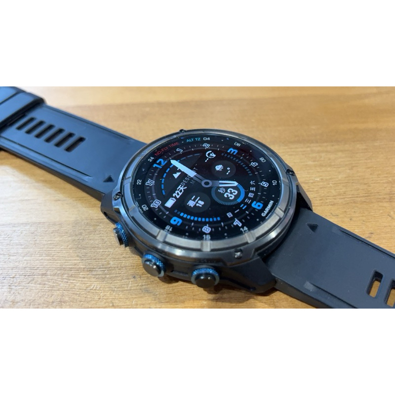 Garmin mk3i 超新二手下大約10潛，錶面完美