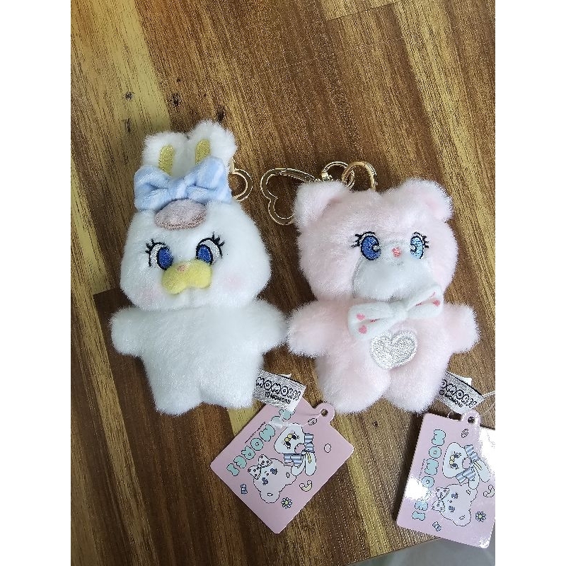 Angela🇰🇷韓國代購 正版 MOMOREI 粉紅莉可兔 RICO PINKO 毛絨 吊飾 掛飾 鑰匙圈 8公分 預購