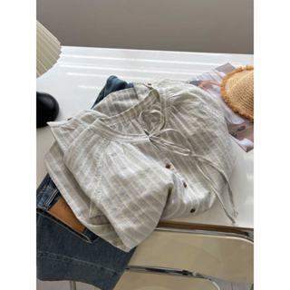 花灰灰🌟清爽小氣質 l 米色條紋 慵懶設計紋理感圓領條紋綁帶長袖襯衫 春季新款寬鬆顯瘦圓領襯衫 防曬襯衫 娃娃衣上衣