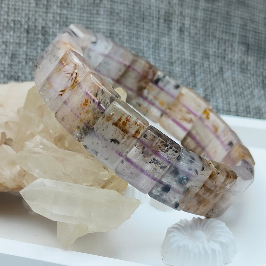《碞磊國際》紫鈦 黃金紫鈦 15mm 手排  古老能量  精力充沛 【編號】DCPL0005