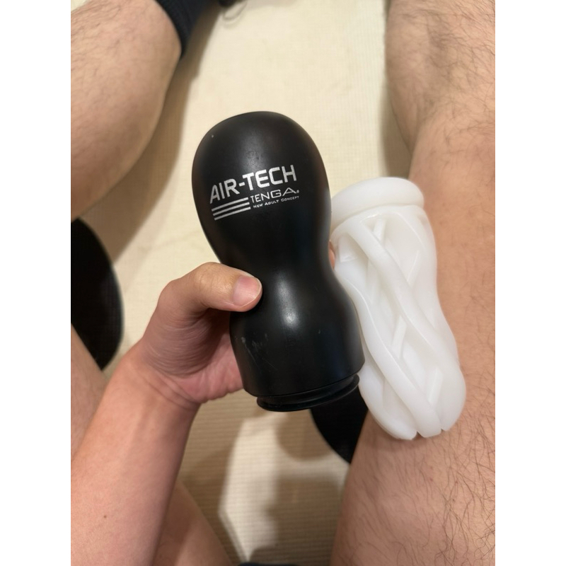 Tenga 黑色 飛機杯 二手