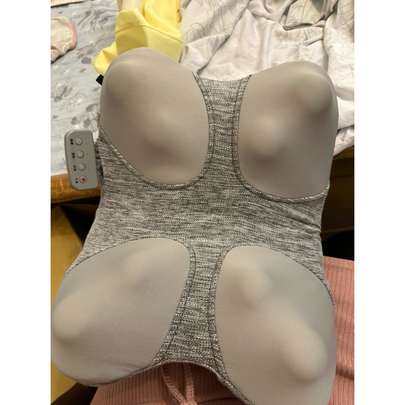 近全新 Lourdes V 型溫感推揉按摩枕 AX-HCL348 Atex co