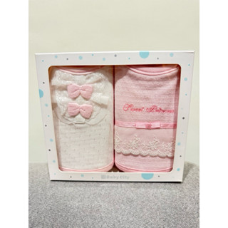 全新 Baby city 娃娃城 女寶 蕾絲 圍兜禮盒2入