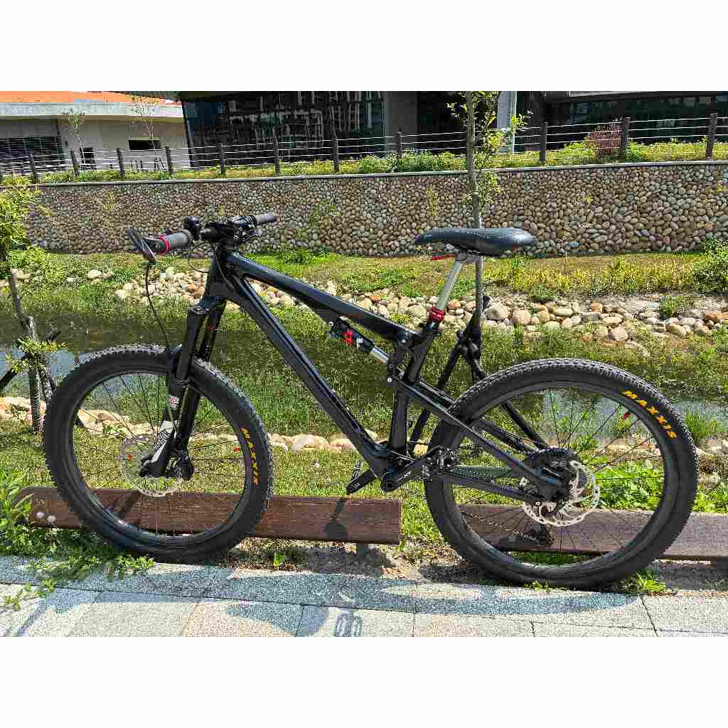碳纖維全避震登山車出售 | Carbon Full Suspension MTB for Sale