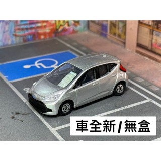 TOMICA-A07-全新無盒車-TOYOTA Aqua 銀