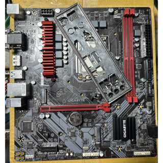 技嘉主機板B660M GAMING DDR4支援Intel® Core 12、13、14代1700腳位CPU 二手良品